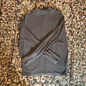 Grey BP. Knit Sweater. Size XS